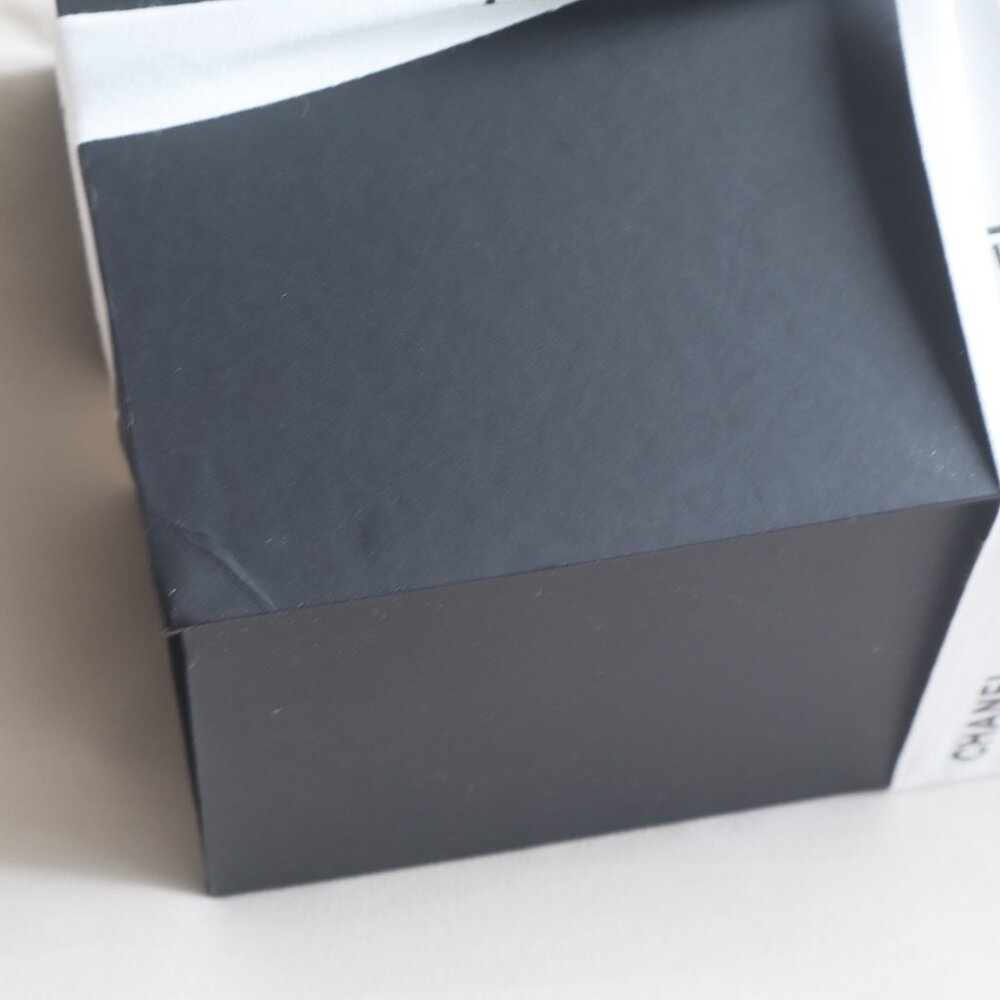Chanel Box and Packaging - Picture 3 of 6